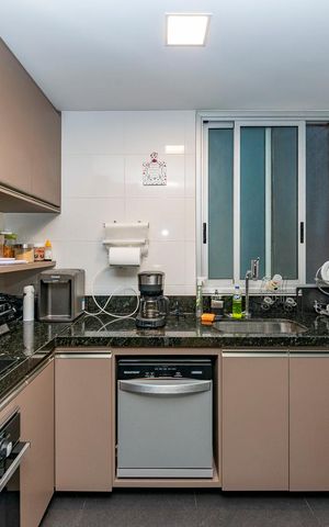 Apartamento à venda com 113m², 4 quartos e 2 vagas Apartamento à venda com 113m², 4 quartos e 2 vagasCozinha