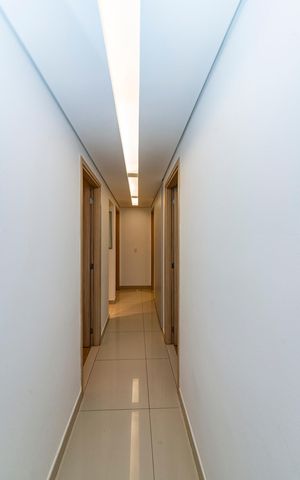 Apartamento à venda com 113m², 4 quartos e 2 vagas Apartamento à venda com 113m², 4 quartos e 2 vagasCorredor