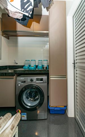 Apartamento à venda com 113m², 4 quartos e 2 vagas Apartamento à venda com 113m², 4 quartos e 2 vagasÁrea de Serviço