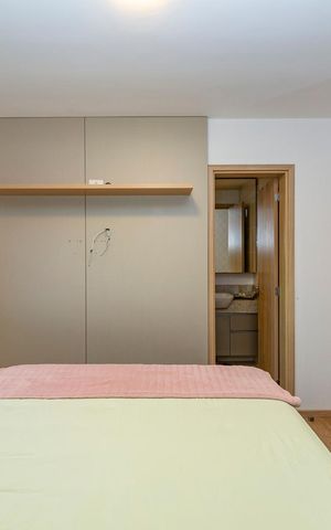 Apartamento à venda com 113m², 4 quartos e 2 vagas Apartamento à venda com 113m², 4 quartos e 2 vagasSuíte