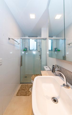 Apartamento à venda com 113m², 4 quartos e 2 vagas Apartamento à venda com 113m², 4 quartos e 2 vagasBanheiro da Suíte