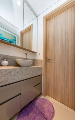 Apartamento à venda com 113m², 4 quartos e 2 vagas Apartamento à venda com 113m², 4 quartos e 2 vagasBanheiro Social