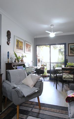 Apartamento à venda com 70m², 2 quartos e 1 vagaSala