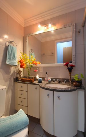 Apartamento à venda com 70m², 2 quartos e 1 vagaBanheiro da Suíte 1