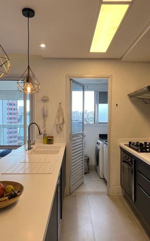 Apartamento para alugar com 84m², 2 quartos e 2 vagas Apartamento para alugar com 84m², 2 quartos e 2 vagasCozinha