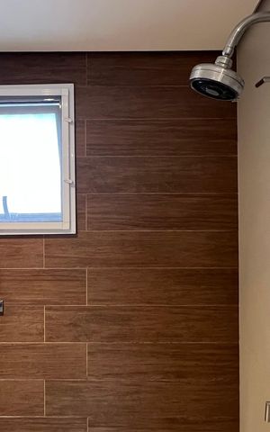 Apartamento para alugar com 84m², 2 quartos e 2 vagas Apartamento para alugar com 84m², 2 quartos e 2 vagasBanheiro da Suíte 2