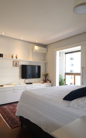 Apartamento à venda com 260m², 3 quartos e 4 vagasSuíte
