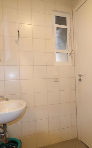 Apartamento à venda com 260m², 3 quartos e 4 vagasBanheiro serviço