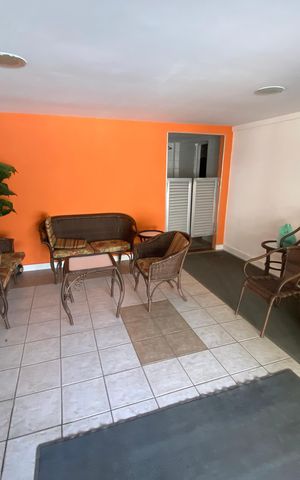 Casa à venda com 75m², 2 quartos e 1 vaga Casa à venda com 75m², 2 quartos e 1 vagaÁrea comum