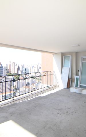 Apartamento à venda com 335m², 3 quartos e 5 vagasSala