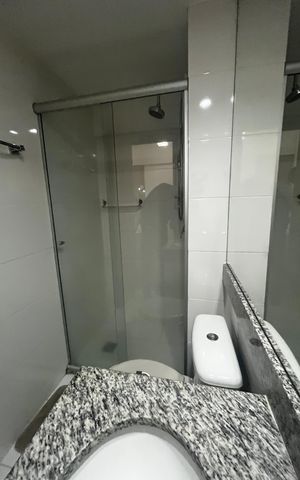 Studio para alugar com 36m², 1 quarto e 1 vaga Studio para alugar com 36m², 1 quarto e 1 vagaBanheiro