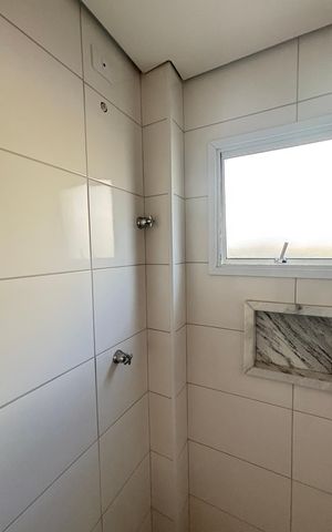 Apartamento à venda com 63m², 2 quartos e 1 vaga Apartamento à venda com 63m², 2 quartos e 1 vagaBanheiro