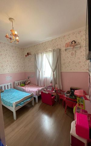 Casa à venda com 100m², 3 quartos e 2 vagas Casa à venda com 100m², 3 quartos e 2 vagasQuarto 2