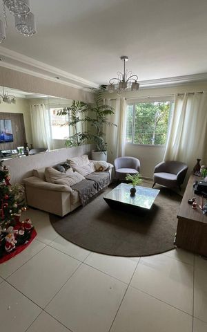 Casa à venda com 100m², 3 quartos e 2 vagas Casa à venda com 100m², 3 quartos e 2 vagasSala