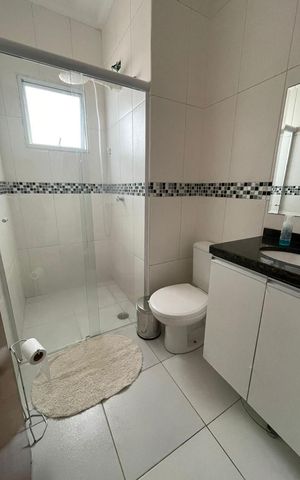 Casa à venda com 100m², 3 quartos e 2 vagas Casa à venda com 100m², 3 quartos e 2 vagasBanheiro