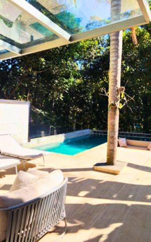 Casa de condomínio à venda com 660m², 4 quartos e 10 vagas