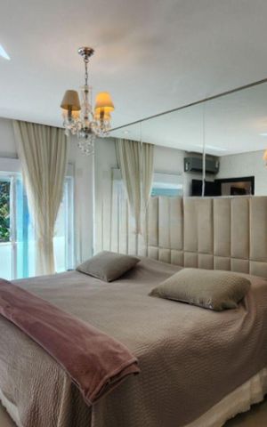 Casa de condomínio à venda com 660m², 4 quartos e 10 vagas