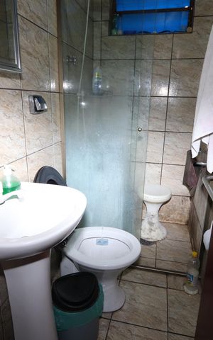 Casa à venda com 160m², 3 quartos e 3 vagasBanheiro da Suíte
