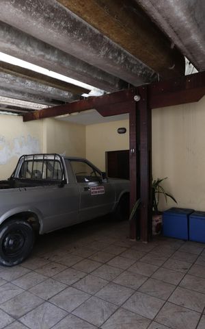 Casa à venda com 160m², 3 quartos e 3 vagasGaragem