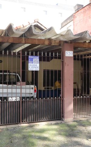 Casa à venda com 160m², 3 quartos e 3 vagasFachada
