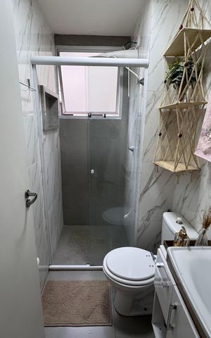 Apartamento à venda com 46m², 2 quartos e 1 vaga Apartamento à venda com 46m², 2 quartos e 1 vagaBanheiro