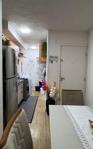 Apartamento à venda com 46m², 2 quartos e 1 vaga Apartamento à venda com 46m², 2 quartos e 1 vagaSala de Jantar