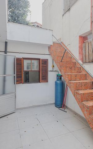 Casa para alugar com 140m², 2 quartos e 1 vagaQuintal