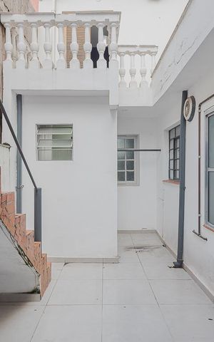 Casa para alugar com 140m², 2 quartos e 1 vagaQuintal