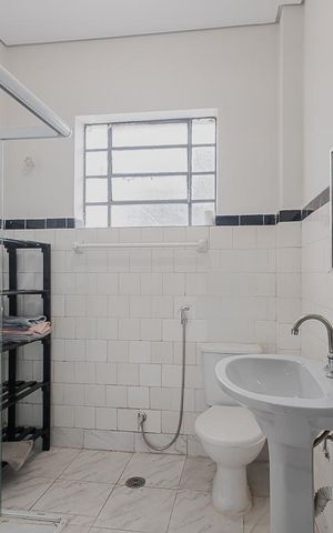 Casa para alugar com 140m², 2 quartos e 1 vagaBanheiro