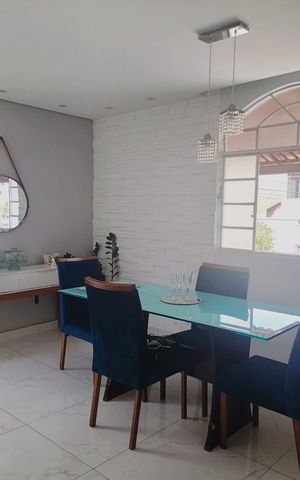 Casa para alugar com 180m², 3 quartos e 2 vagas Casa para alugar com 180m², 3 quartos e 2 vagasSala de Jantar