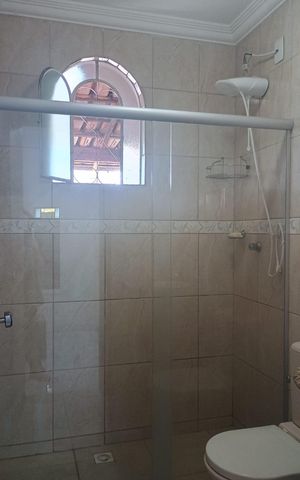Casa para alugar com 180m², 3 quartos e 2 vagas Casa para alugar com 180m², 3 quartos e 2 vagasBanheiro da Suíte