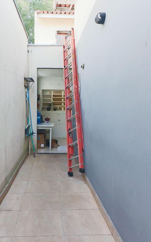 Casa à venda com 147m², 3 quartos e 4 vagas Casa à venda com 147m², 3 quartos e 4 vagasQuintal
