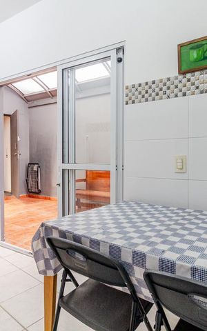 Casa à venda com 220m², 3 quartos e 2 vagasCozinha
