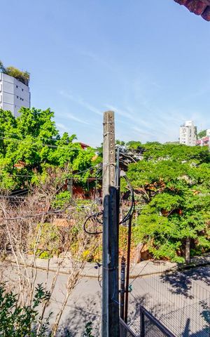 Casa à venda com 220m², 3 quartos e 2 vagasVista Varanda Quarto 1
