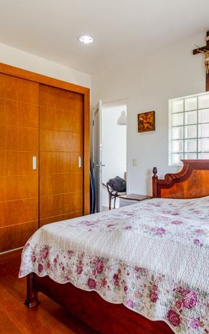 Casa à venda com 220m², 3 quartos e 2 vagasQuarto 1