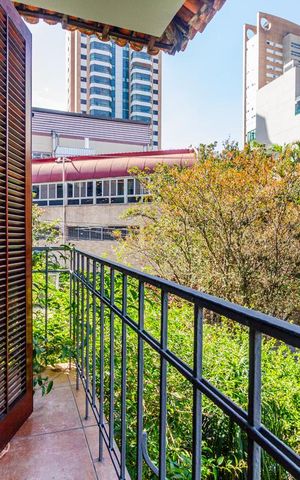 Casa à venda com 220m², 3 quartos e 2 vagasVaranda Quarto 1