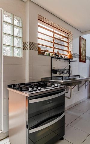 Casa à venda com 220m², 3 quartos e 2 vagasCozinha