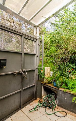 Casa à venda com 220m², 3 quartos e 2 vagasGaragem