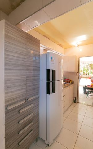 Casa à venda com 420m², 4 quartos e 4 vagas Casa à venda com 420m², 4 quartos e 4 vagasCozinha