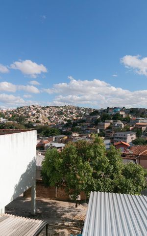 Casa à venda com 420m², 4 quartos e 4 vagas Casa à venda com 420m², 4 quartos e 4 vagasQuarto 2