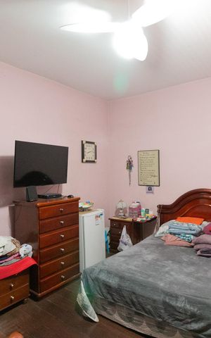 Casa à venda com 420m², 4 quartos e 4 vagas Casa à venda com 420m², 4 quartos e 4 vagasQuarto 2