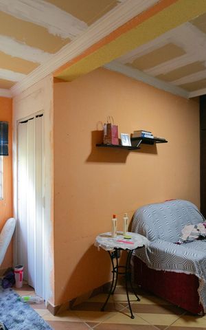 Casa à venda com 420m², 4 quartos e 4 vagas Casa à venda com 420m², 4 quartos e 4 vagasSuíte