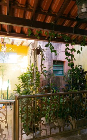 Casa à venda com 420m², 4 quartos e 4 vagas Casa à venda com 420m², 4 quartos e 4 vagasSala