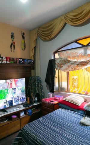 Casa à venda com 420m², 4 quartos e 4 vagas Casa à venda com 420m², 4 quartos e 4 vagasQuarto 1