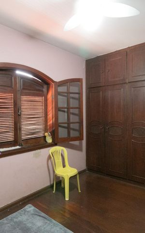 Casa à venda com 420m², 4 quartos e 4 vagas Casa à venda com 420m², 4 quartos e 4 vagasQuarto 2