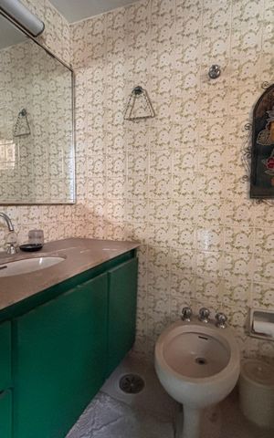 Apartamento à venda com 96m², 2 quartos e 1 vaga Apartamento à venda com 96m², 2 quartos e 1 vagaBanheiro da Suíte