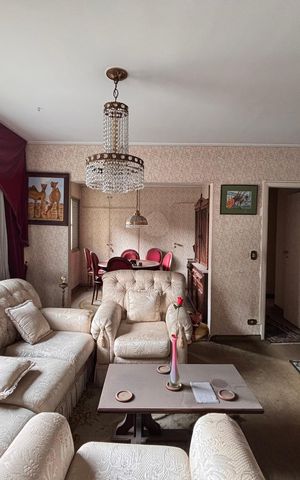 Apartamento à venda com 96m², 2 quartos e 1 vaga Apartamento à venda com 96m², 2 quartos e 1 vagaSala