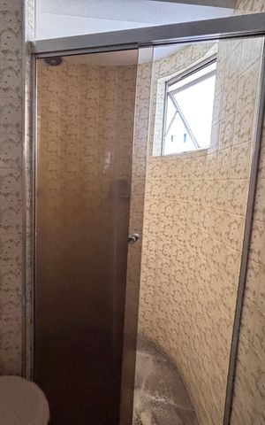 Apartamento à venda com 96m², 2 quartos e 1 vaga Apartamento à venda com 96m², 2 quartos e 1 vagaBanheiro da Suíte