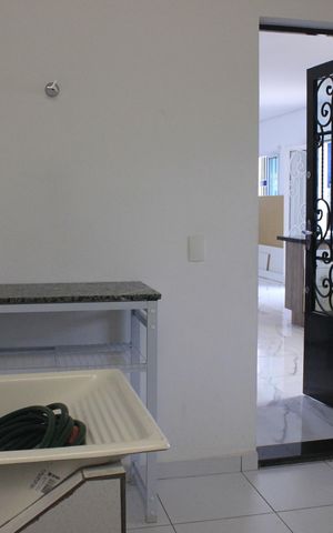 Casa à venda com 250m², 3 quartos e 5 vagasLavanderia