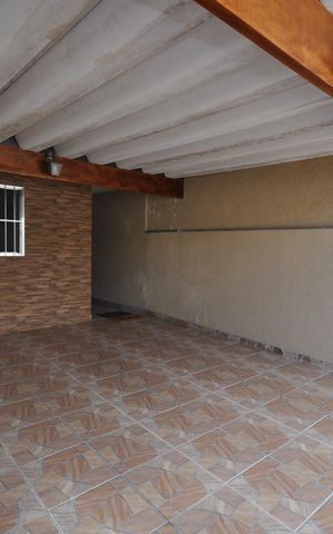 Casa à venda com 150m², 3 quartos e 4 vagasGaragem